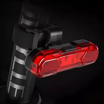 Waterproof USB Rechargeable Bike Tail Light for Safety